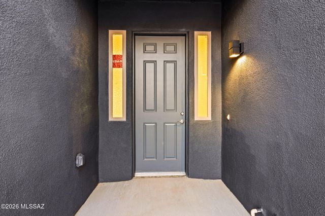 1144 N Range Rider Place, Vail, AZ 85641