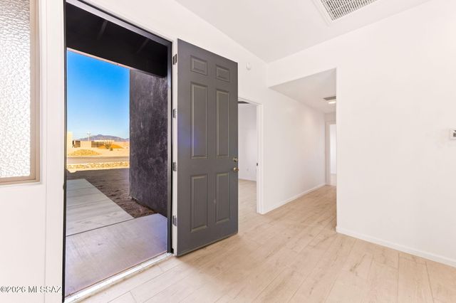 1144 N Range Rider Place, Vail, AZ 85641