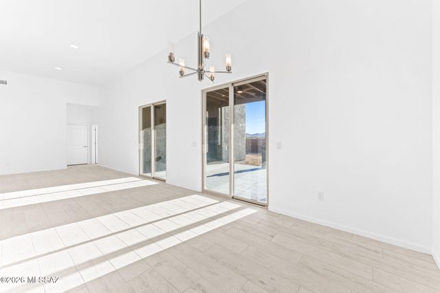 1144 N Range Rider Place, Vail, AZ 85641