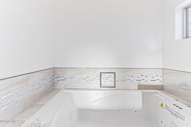 1144 N Range Rider Place, Vail, AZ 85641