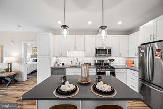 703 RICE BLVD #103, Exton, PA 19341