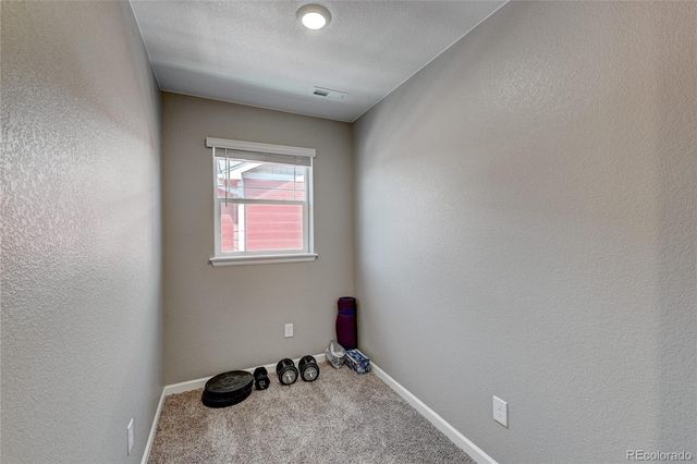 21862 E 8th Avenue, Aurora, CO 80018