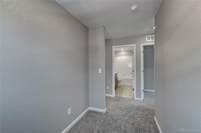 21862 E 8th Avenue, Aurora, CO 80018