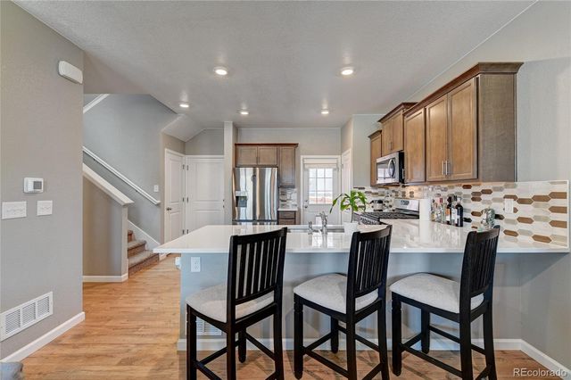 21862 E 8th Avenue, Aurora, CO 80018