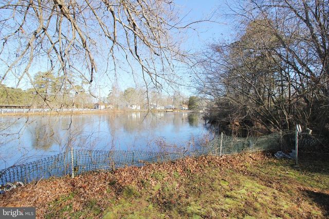 55 COLUMBUS AVE, Browns Mills, NJ 08015