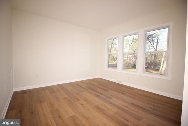 55 COLUMBUS AVE, Browns Mills, NJ 08015