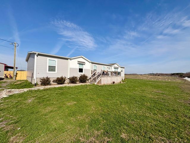 346 Turkey Loop, East Bernstadt, KY 40729