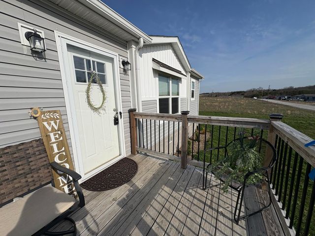346 Turkey Loop, East Bernstadt, KY 40729