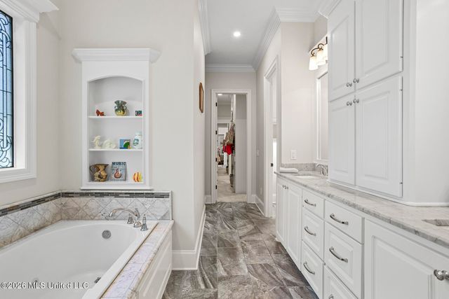 711 S Chickasaw Drive, Flowood, MS 39232