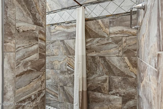 711 S Chickasaw Drive, Flowood, MS 39232