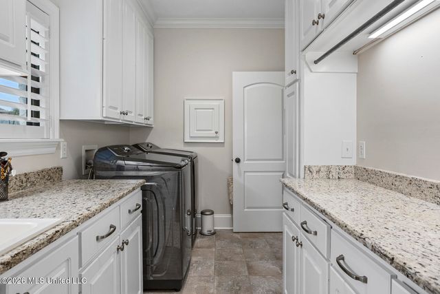 711 S Chickasaw Drive, Flowood, MS 39232