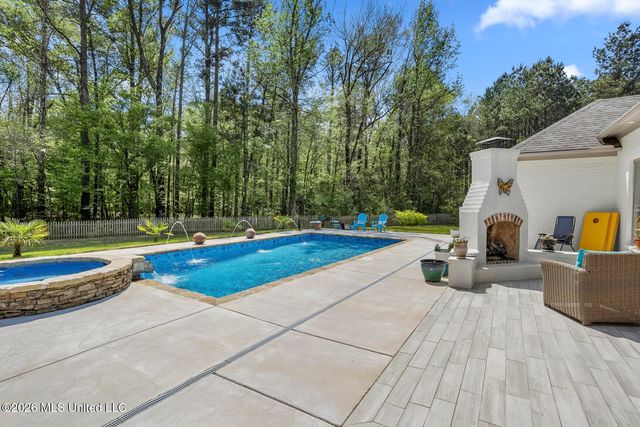 711 S Chickasaw Drive, Flowood, MS 39232