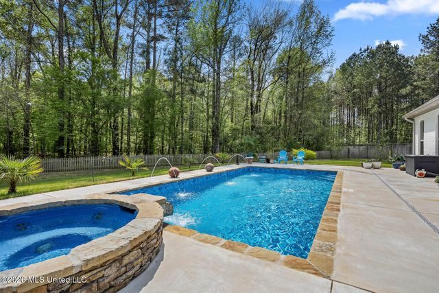 711 S Chickasaw Drive, Flowood, MS 39232