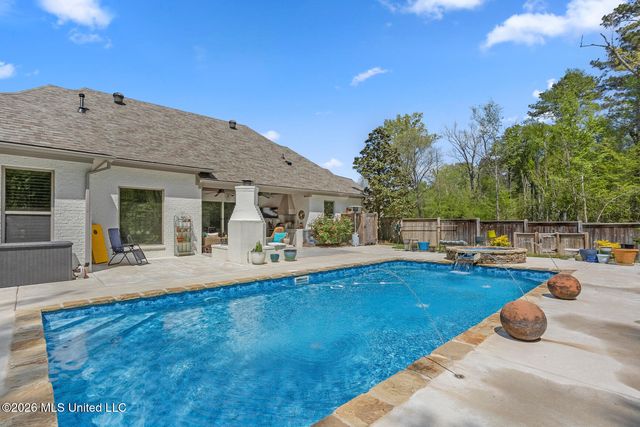 711 S Chickasaw Drive, Flowood, MS 39232