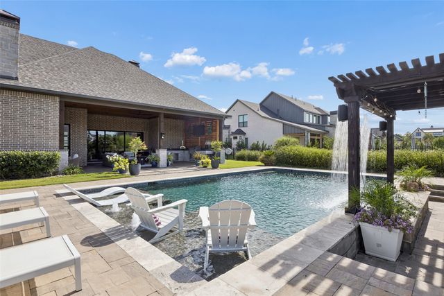 317 Knights Trail, Heath, TX 75032