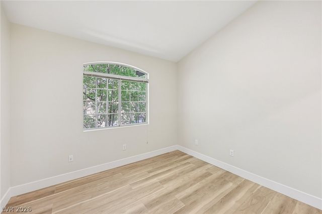 75 North Valle Verde Drive 823, Henderson, NV 89074