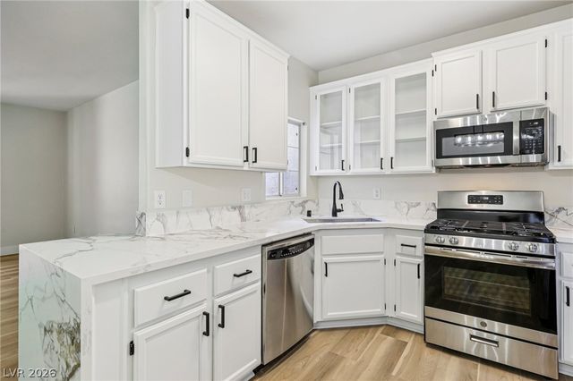 75 North Valle Verde Drive 823, Henderson, NV 89074