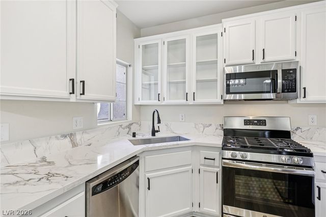 75 North Valle Verde Drive 823, Henderson, NV 89074