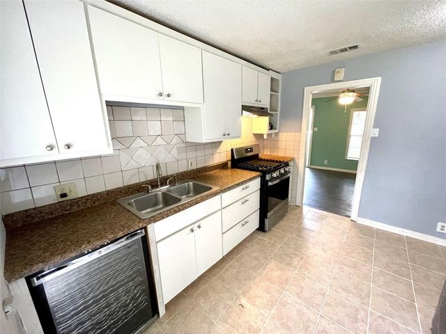 1316 Caruth Drive, Garland, TX 75040