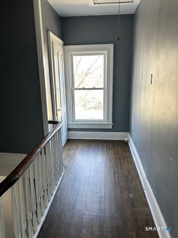 59 Park Place, Middletown, CT 06457