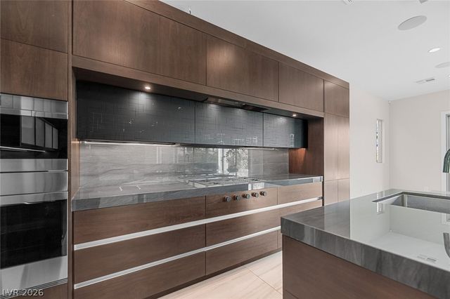 12021 Vento Forte Avenue, Las Vegas, NV 89138
