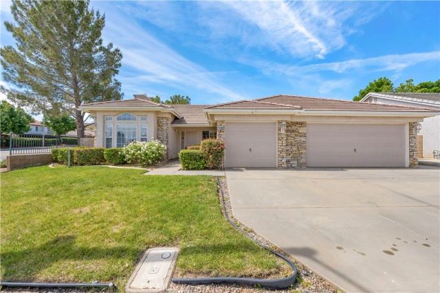 4100 De Anza, Palmdale, CA 93551