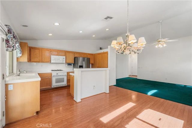 4100 De Anza, Palmdale, CA 93551