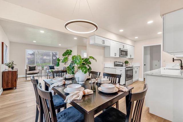 4720 W Donner Avenue, Fresno, CA 93722