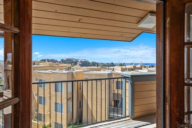 801 Kalpati Circle B, Carlsbad, CA 92008