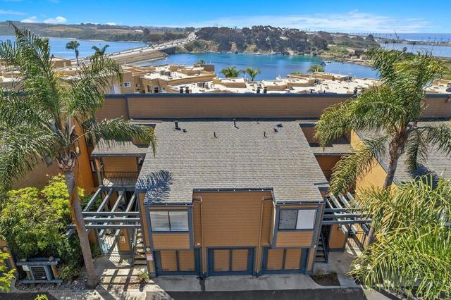 801 Kalpati Circle B, Carlsbad, CA 92008