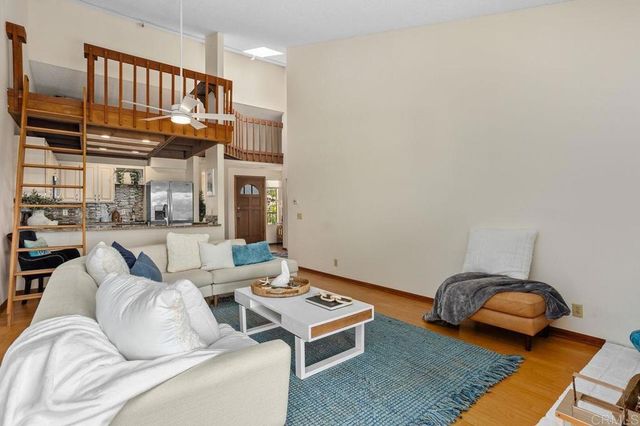 801 Kalpati Circle B, Carlsbad, CA 92008