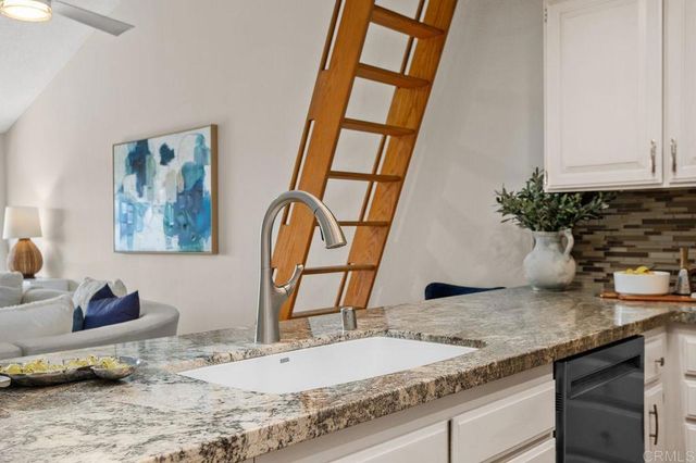 801 Kalpati Circle B, Carlsbad, CA 92008