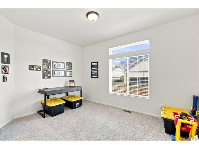 58 S Oak Hill Ct, Aurora, CO 80018