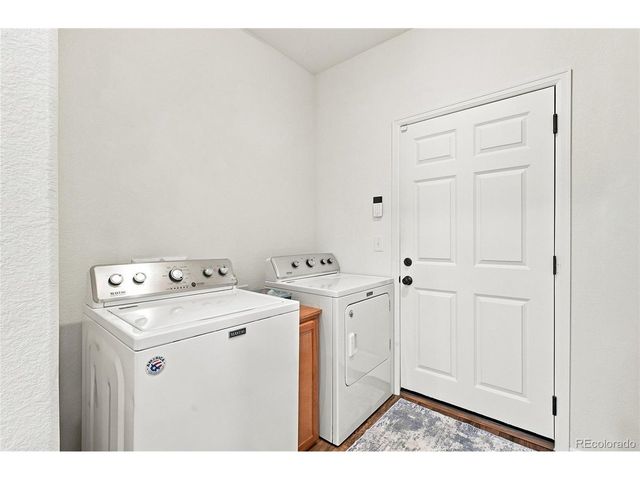 58 S Oak Hill Ct, Aurora, CO 80018