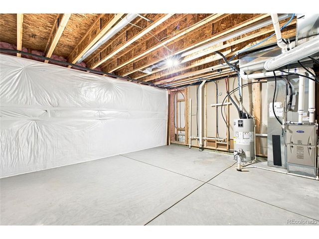 58 S Oak Hill Ct, Aurora, CO 80018