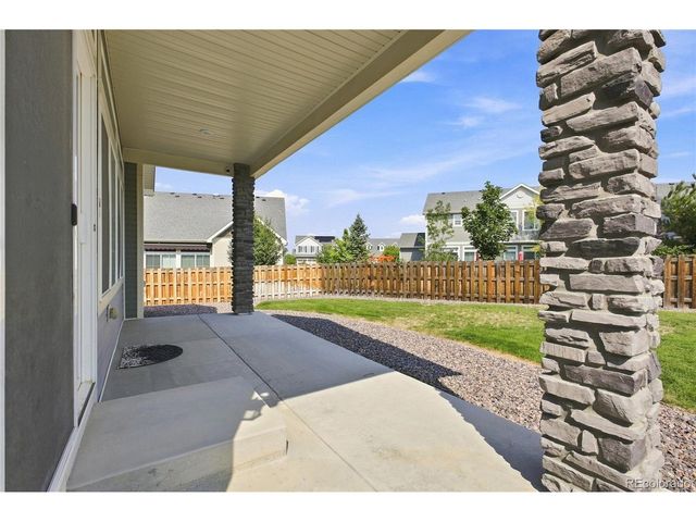 58 S Oak Hill Ct, Aurora, CO 80018