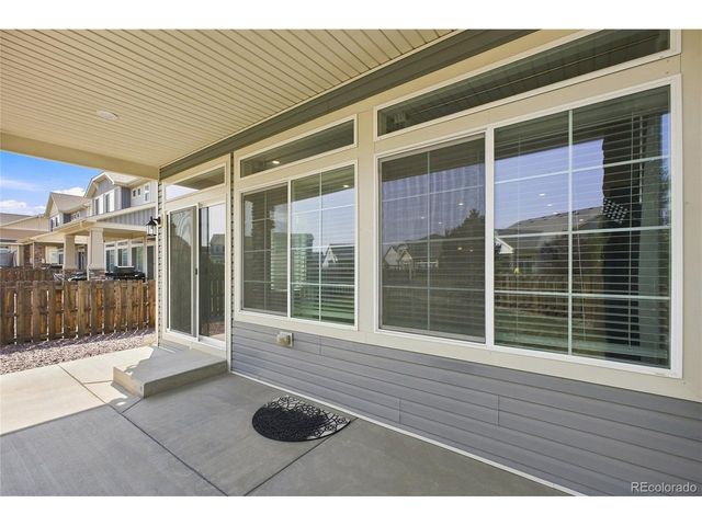 58 S Oak Hill Ct, Aurora, CO 80018