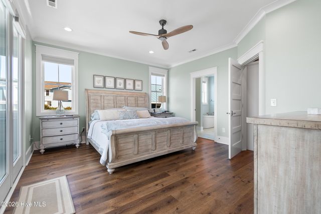 243 Ocean Boulevard W, Supply, NC 28462