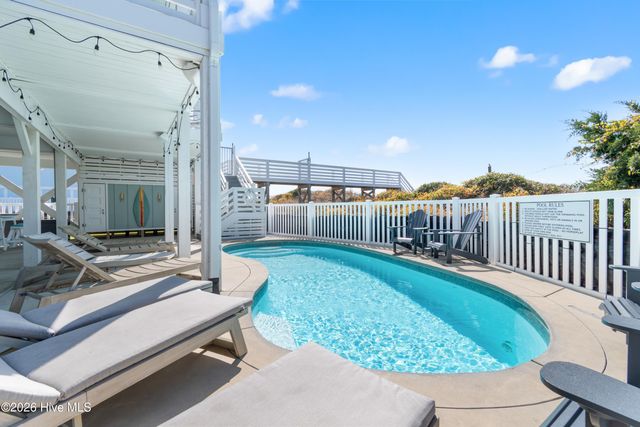 243 Ocean Boulevard W, Supply, NC 28462
