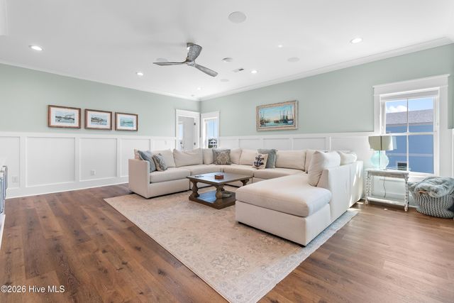 243 Ocean Boulevard W, Supply, NC 28462
