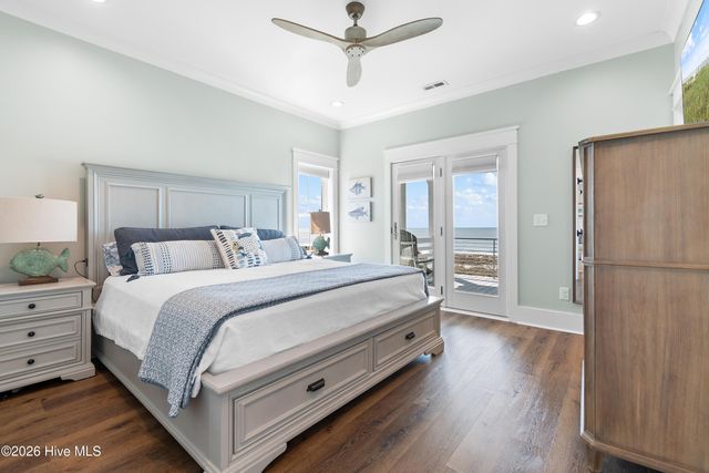 243 Ocean Boulevard W, Supply, NC 28462