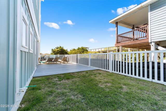 243 Ocean Boulevard W, Supply, NC 28462