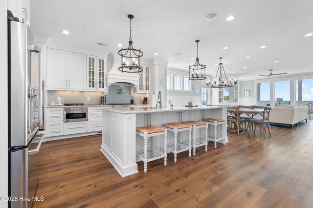243 Ocean Boulevard W, Supply, NC 28462