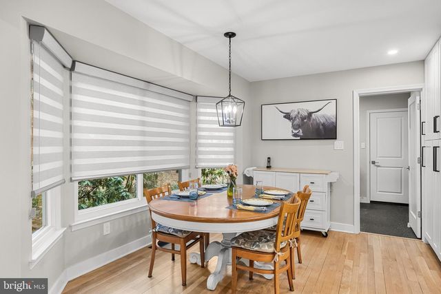 4 ASHTON DR, Voorhees, NJ 08043