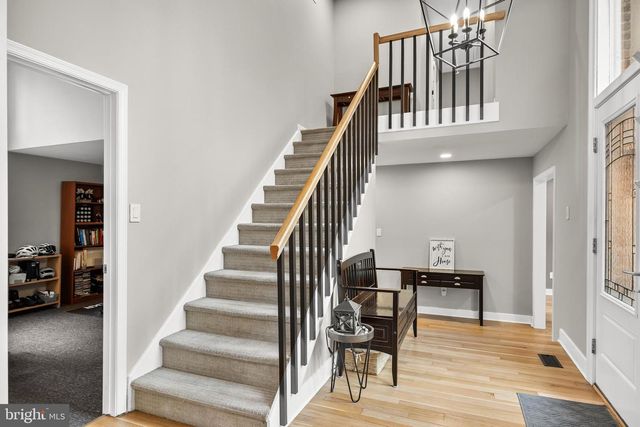 4 ASHTON DR, Voorhees, NJ 08043