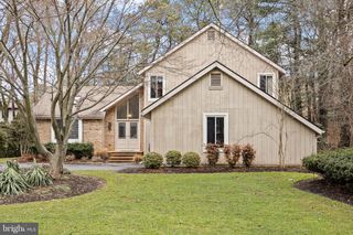 4 ASHTON DR, Voorhees, NJ 08043