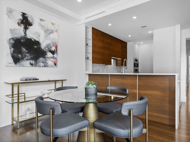 5 Joy Res One, Boston, MA 02108