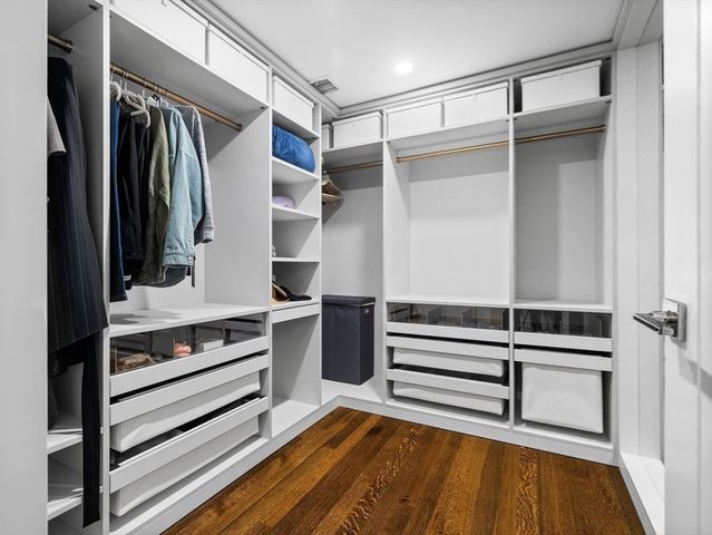 5 Joy Res One, Boston, MA 02108