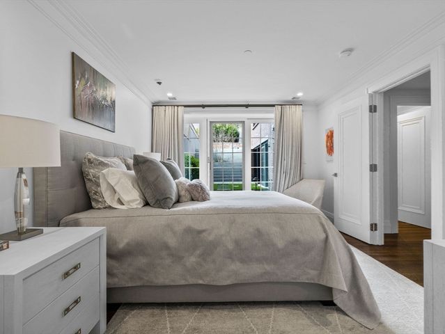 5 Joy Res One, Boston, MA 02108