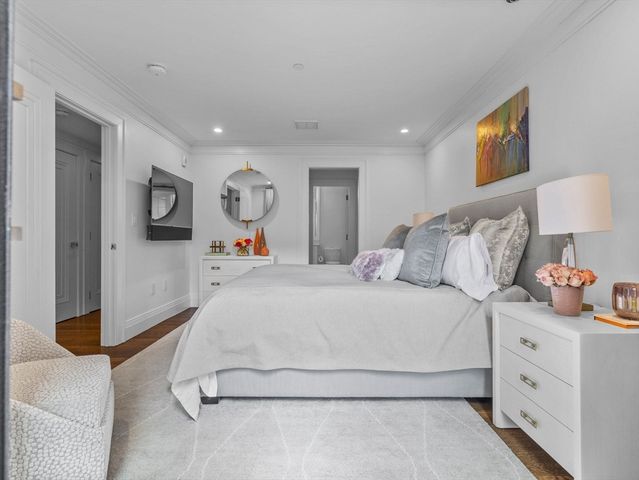 5 Joy Res One, Boston, MA 02108